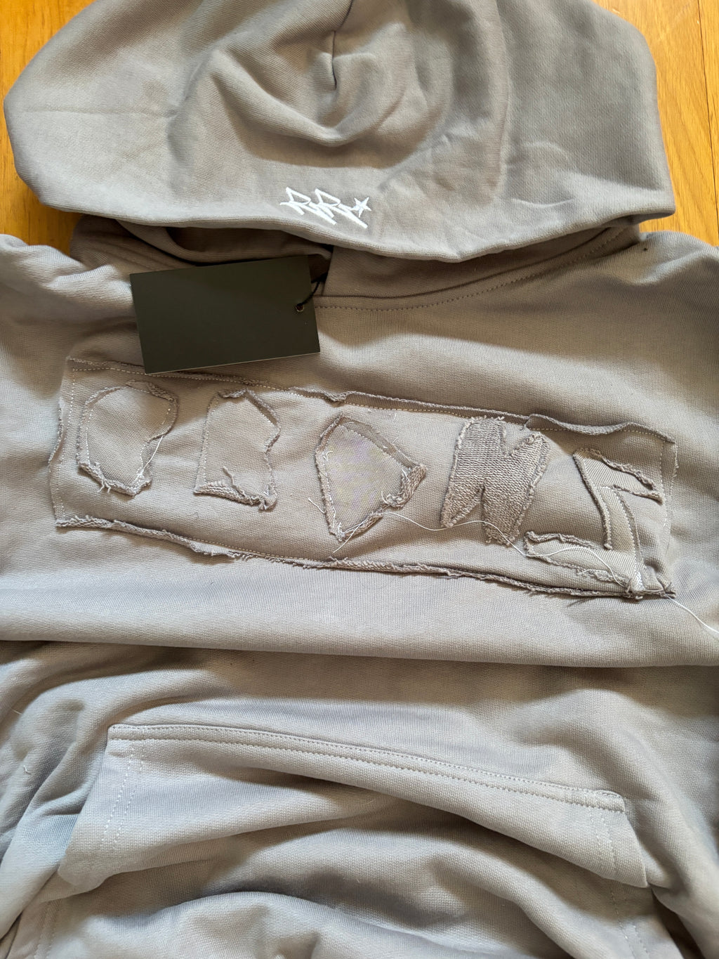 CRANZ X RVK ROSES hettupeysa