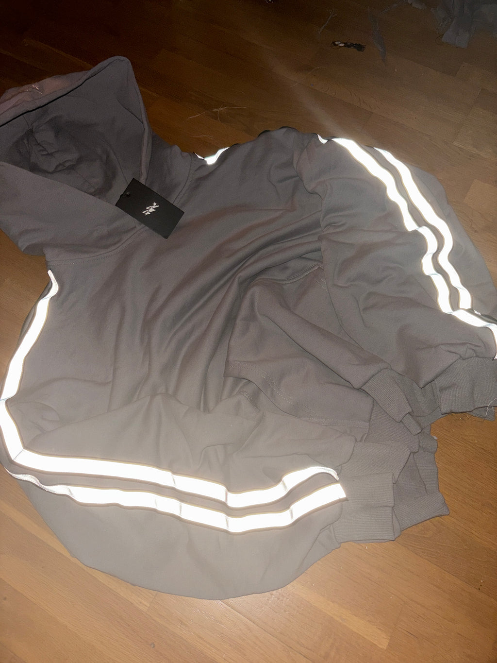 CRANZ X RVK ROSES hettupeysa